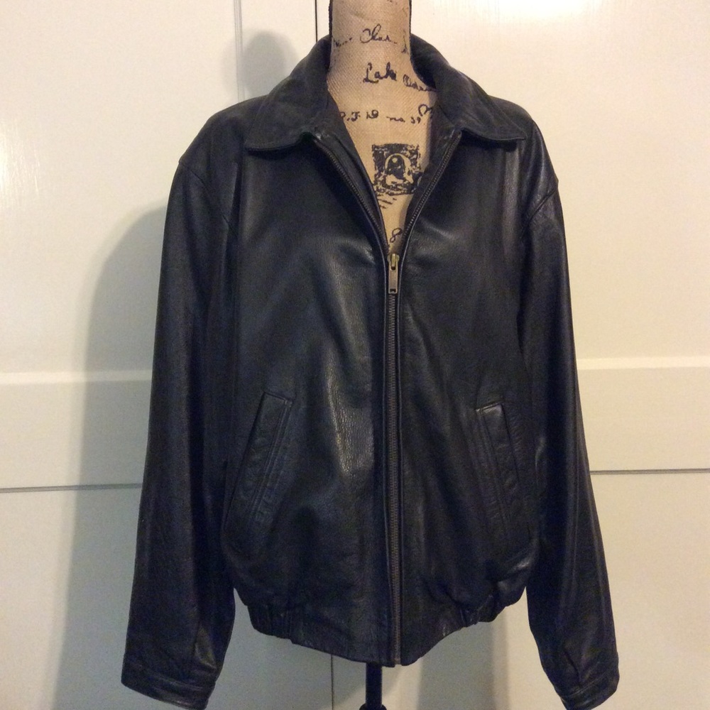Vintage Men’s bomber style leather jacket